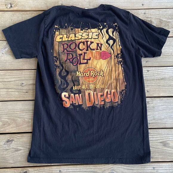 Hard Rock Hotel San Diego Classic Rock N Roll Love All, Serve All Black Tee L - Picture 1 of 4